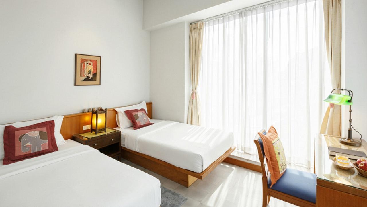 Baan Dinso Hostel@Ratchadamnoen Bangkok Exterior photo