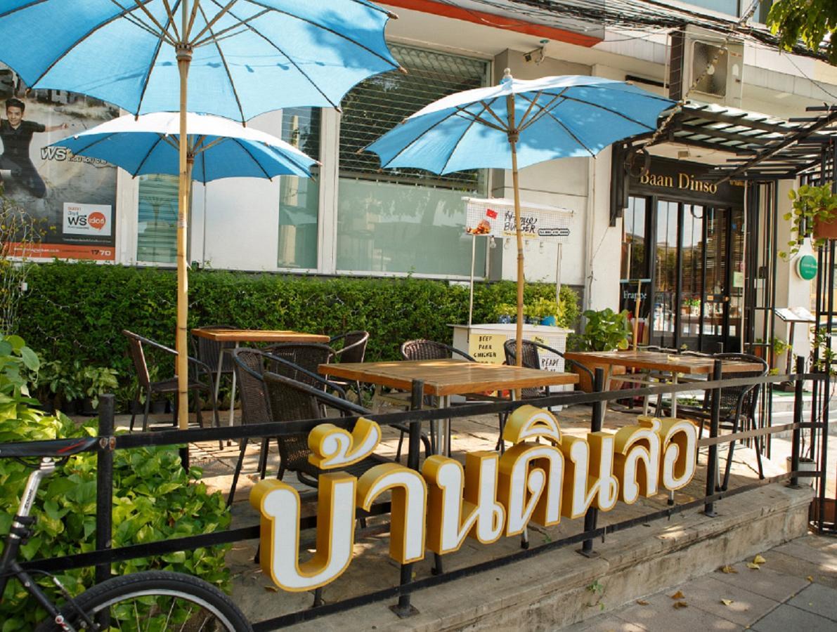 Baan Dinso Hostel@Ratchadamnoen Bangkok Exterior photo