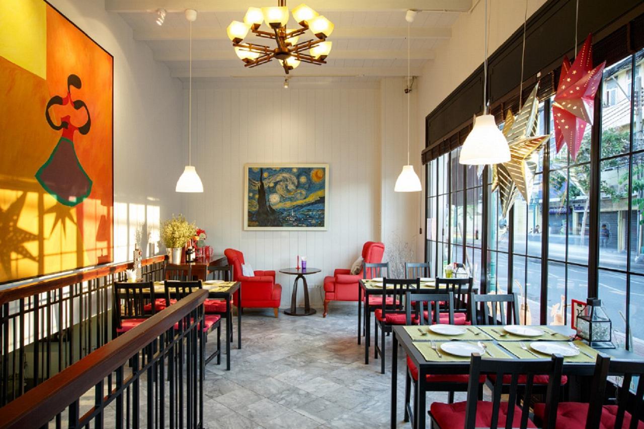Baan Dinso Hostel@Ratchadamnoen Bangkok Exterior photo